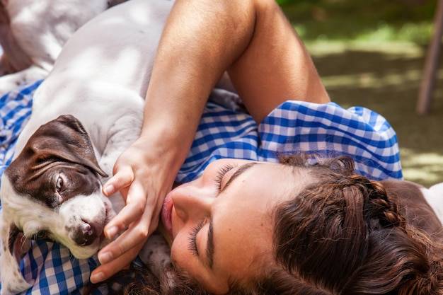 Jak obniżyć poziom kortyzolu u psa w codziennych sytuacjach