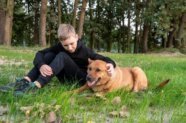 Jaka rasa psa dla dziecka autystycznego sprawdzi się w codziennym życiu?